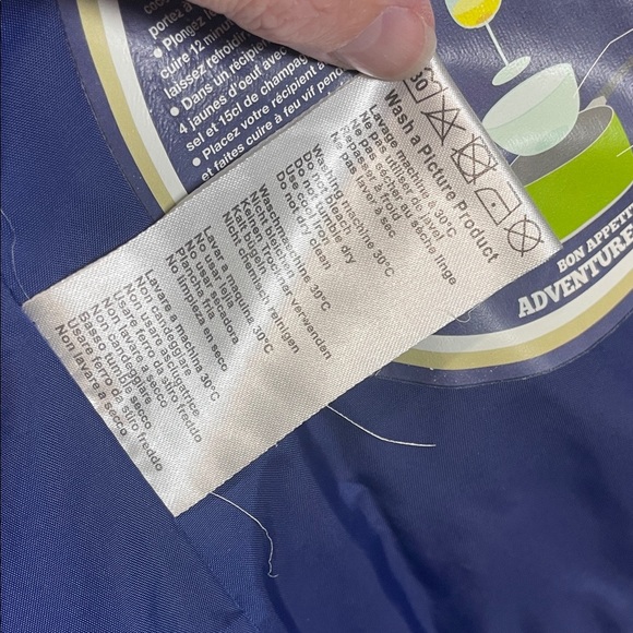 Picture Organic Women's Navy Vest with Fur Hood - Picture 13 of 14